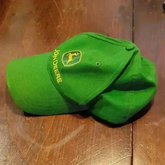 John Deere hat, green and yellow - Picture 2 of 4
